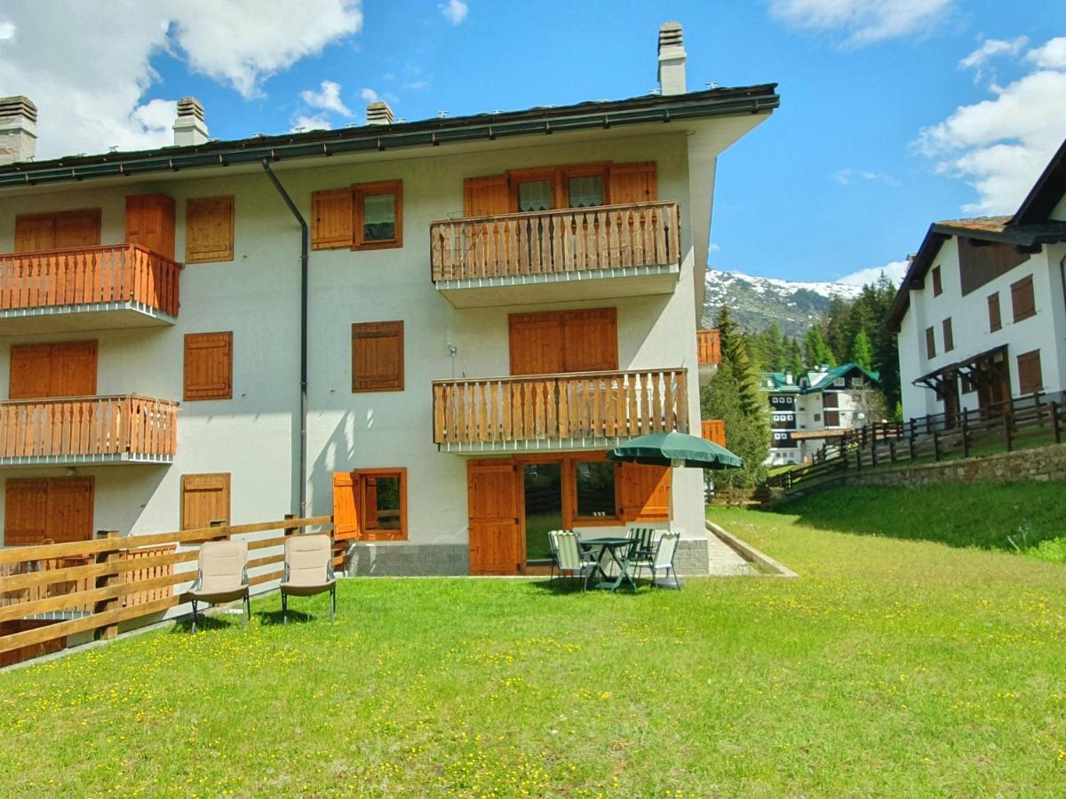La Casa Di Matilde - Trilocale Vicinissimo Alle Piste Da Sci La Thuile Exterior photo