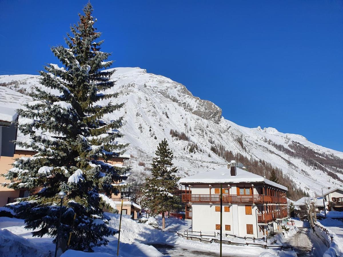 La Casa Di Matilde - Trilocale Vicinissimo Alle Piste Da Sci La Thuile Exterior photo