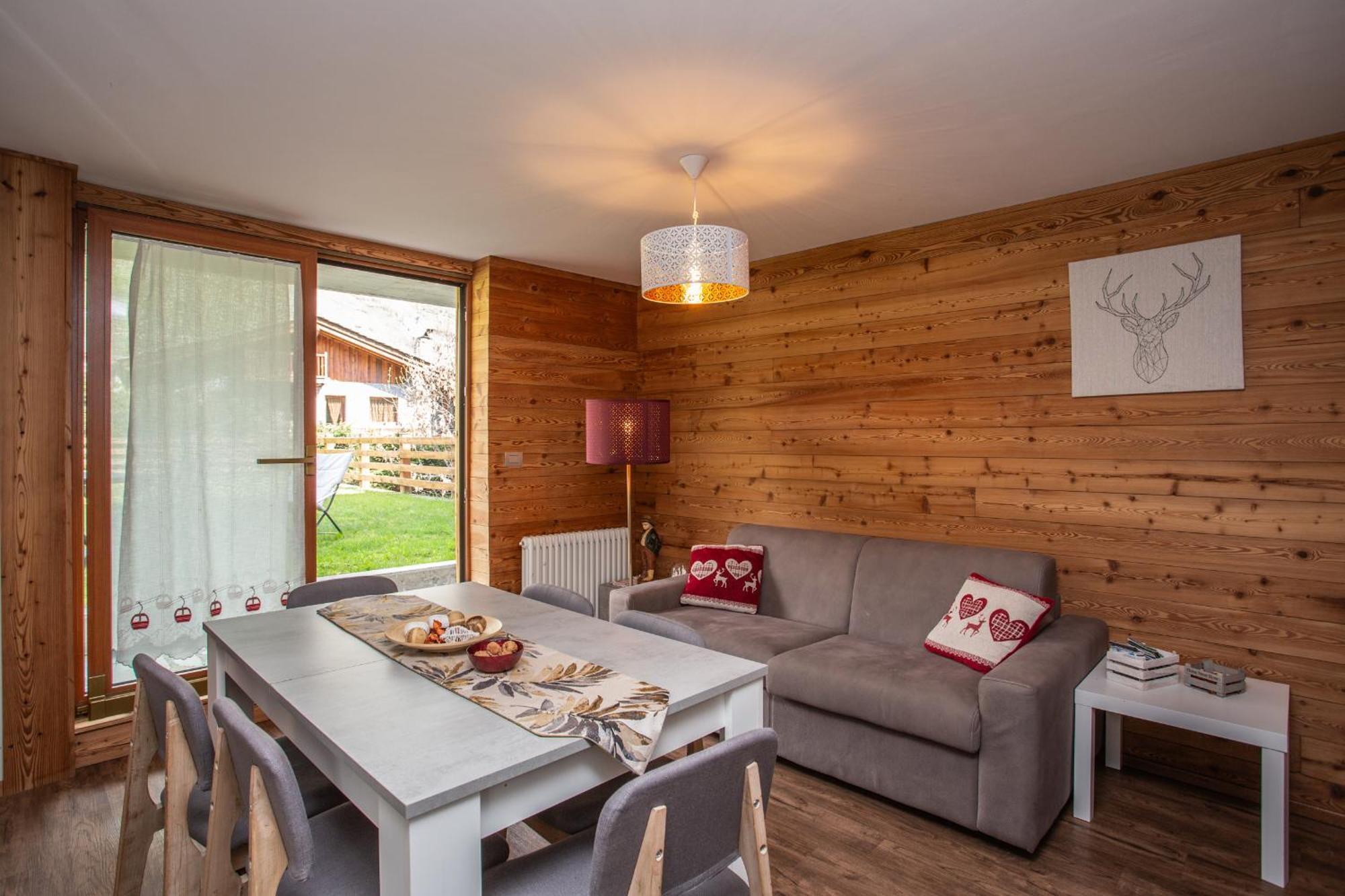 La Casa Di Matilde - Trilocale Vicinissimo Alle Piste Da Sci La Thuile Exterior photo